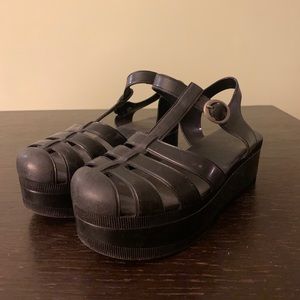 Platform black Jellies